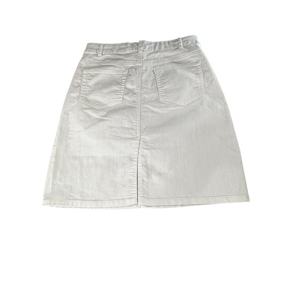 White Denim Skirt Size 10 By Jaclyn Smith Collection With Button & Zip Closure - Picture 2 of 7